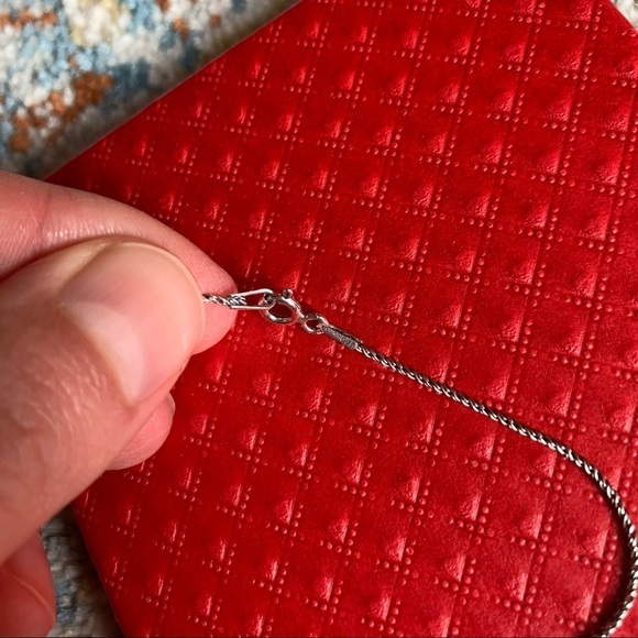 NIB Sterling Silver Pendant Chain + Matching Earrings - Picture 3 of 8